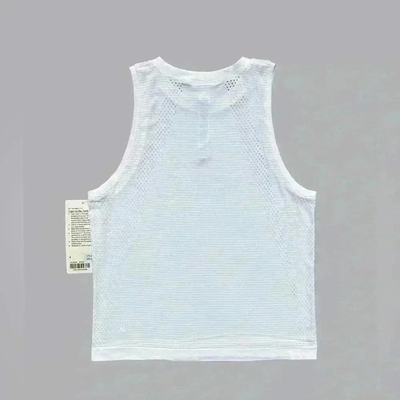 Lululemon🍋 Train to  be tank - Picture 2 of 3